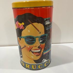 Fiorucci can
